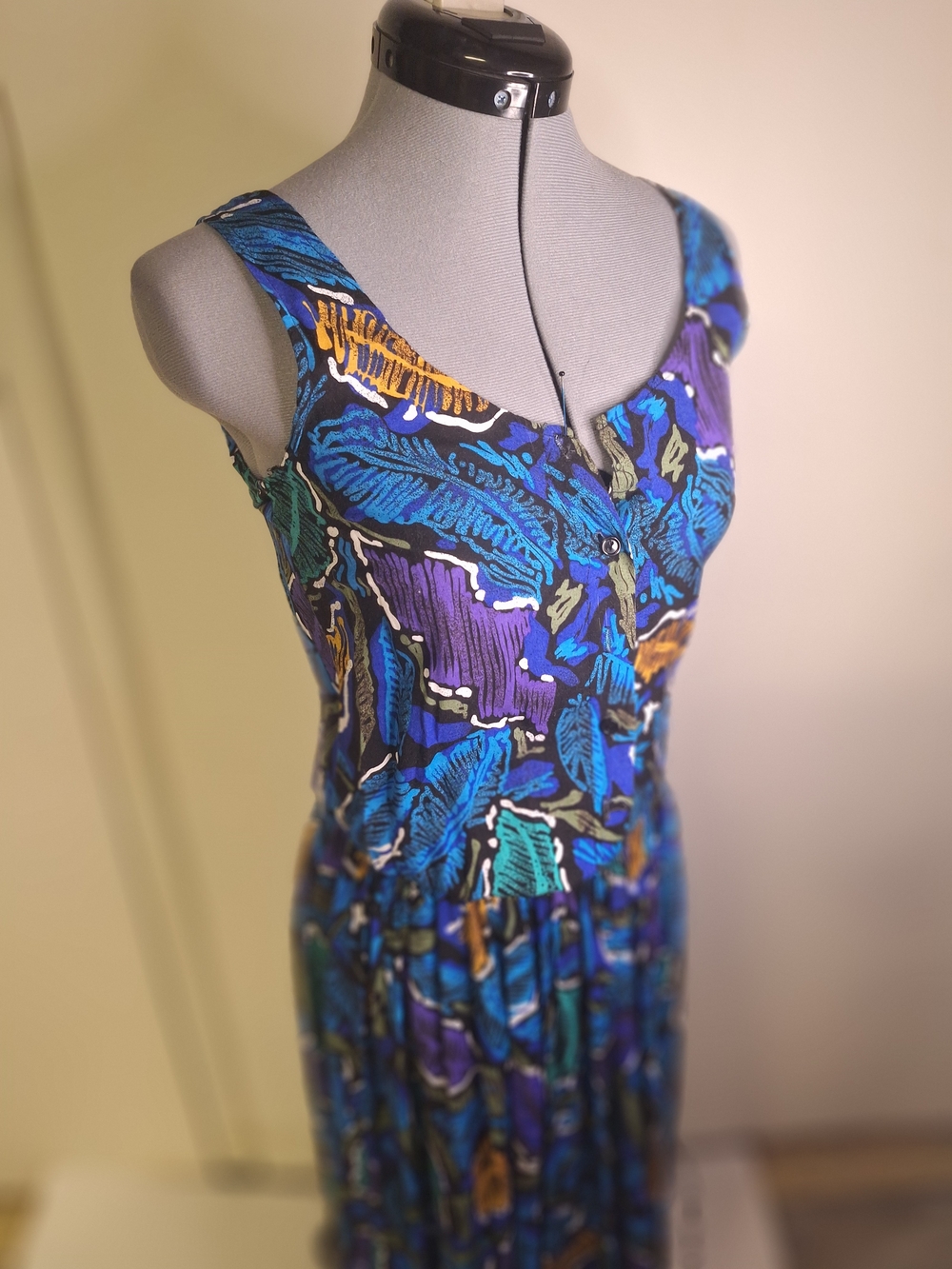 Blue & Purple Tropical Print Midi Dress - Sleeveless Button-Front